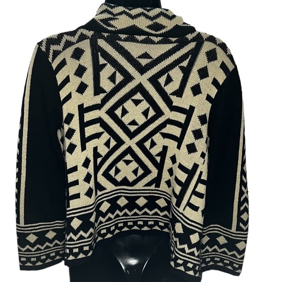 A Knitch Above Womens Sweater Open Front Waterfall Front Cardigan - Picture 2 of 2